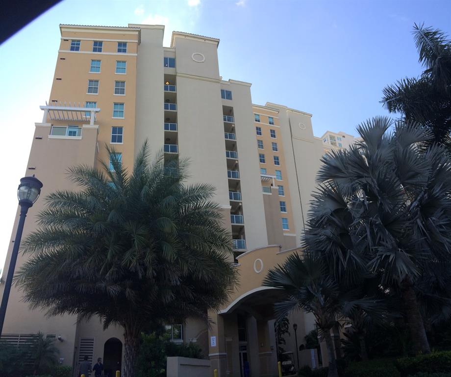 3340 Northeast 190th Street, Unit 1105 Miami, FL 33180 - Photo 5 of 17 a view of a tall building