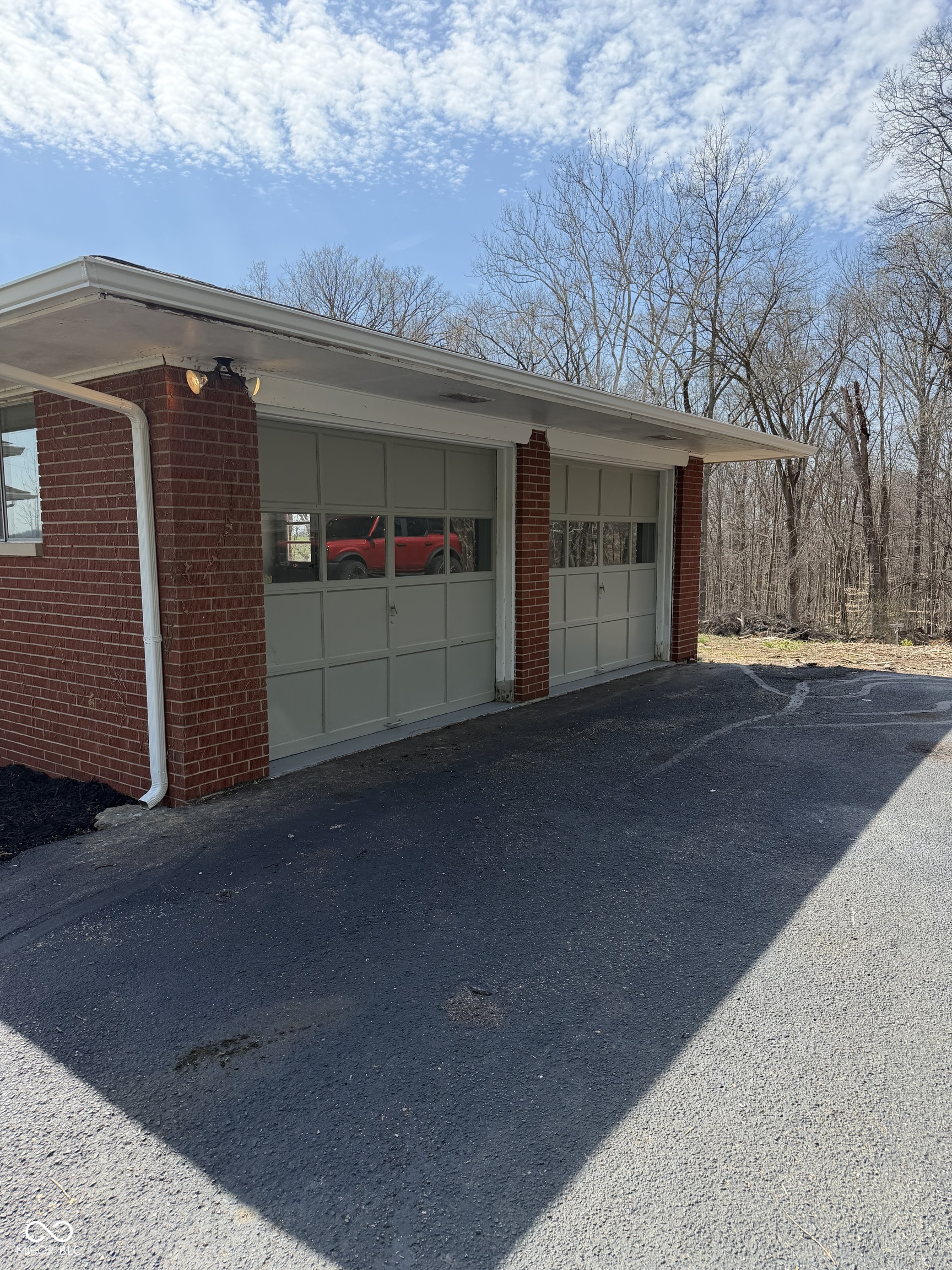 2018 North Sparks Ferry Road Salem, IN 47167 - Photo 7 of 37