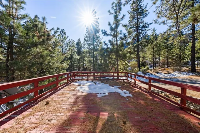 $414,000 | 5595 Sycamore Street, Wrightwood, CA 92397