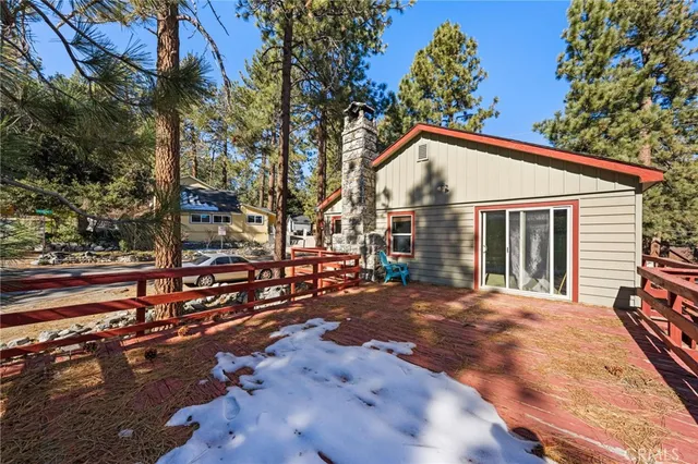 $414,000 | 5595 Sycamore Street, Wrightwood, CA 92397