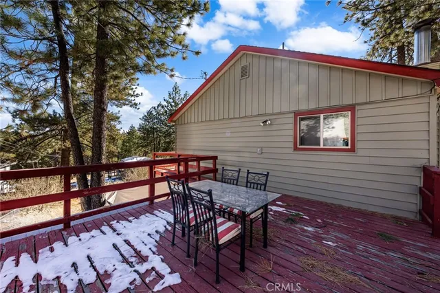 $414,000 | 5595 Sycamore Street, Wrightwood, CA 92397