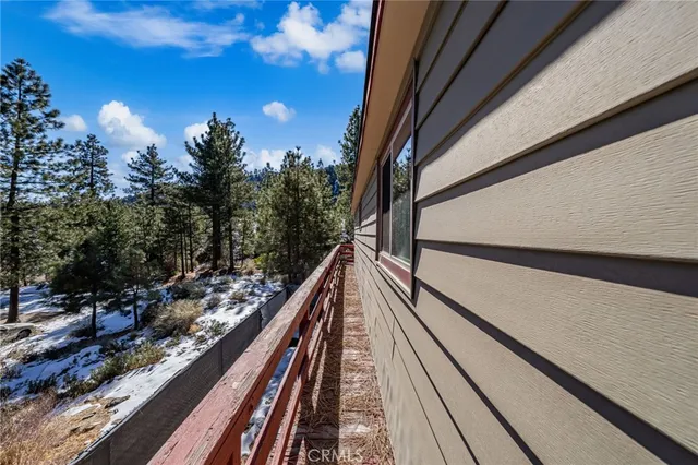 $414,000 | 5595 Sycamore Street, Wrightwood, CA 92397