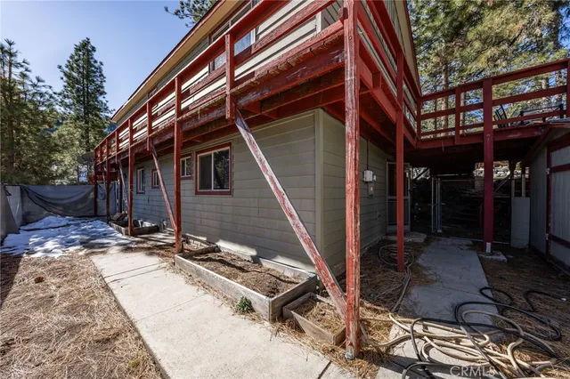$414,000 | 5595 Sycamore Street, Wrightwood, CA 92397