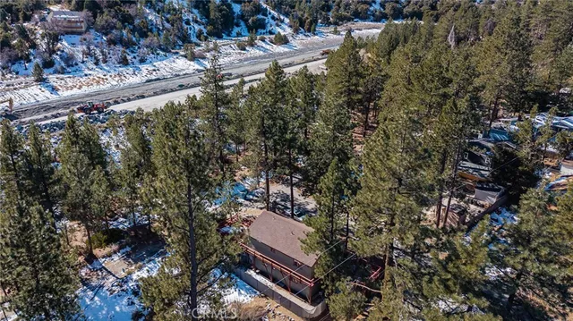 $414,000 | 5595 Sycamore Street, Wrightwood, CA 92397