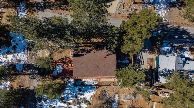 $414,000 | 5595 Sycamore Street, Wrightwood, CA 92397