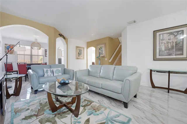 $674,500 | 11324 Northwest 74th Terrace, Doral, FL 33178