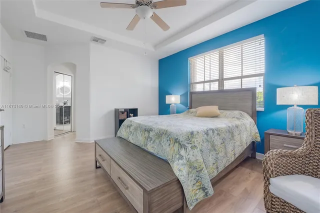 $674,500 | 11324 Northwest 74th Terrace, Doral, FL 33178