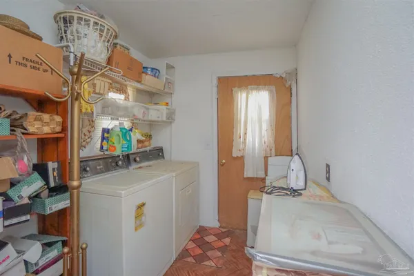 $47,000 | 6971 Jefferson Avenue, Century, FL 32535