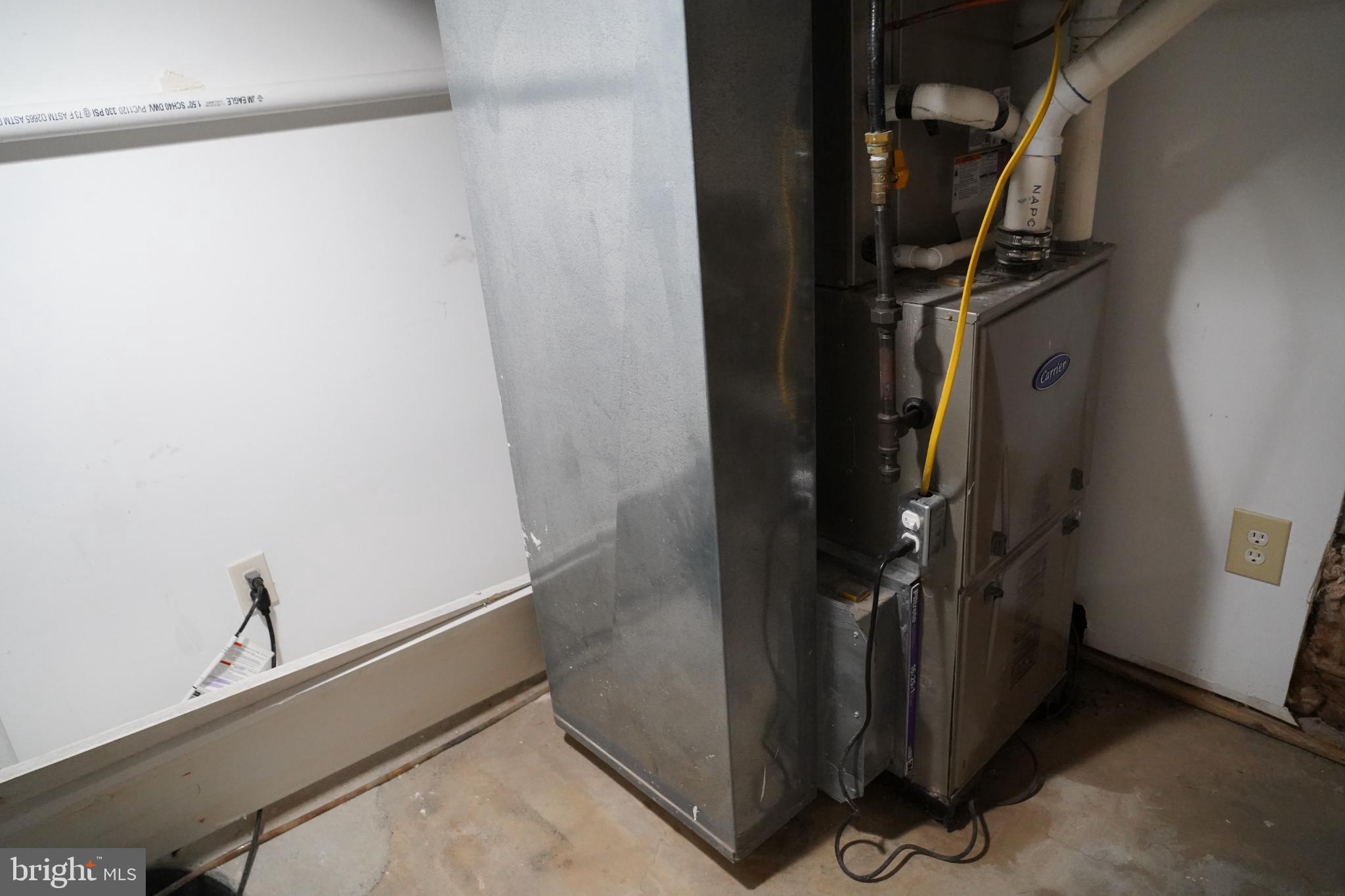 1234 North 56th Street Philadelphia, PA 19131 - Photo 29 of 31 a view of walk in closet