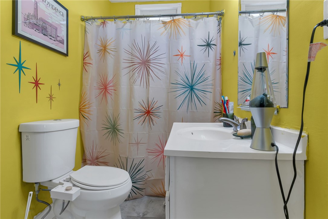 19 Hardwick Street Cumberland, RI 02864 - Photo 25 of 40