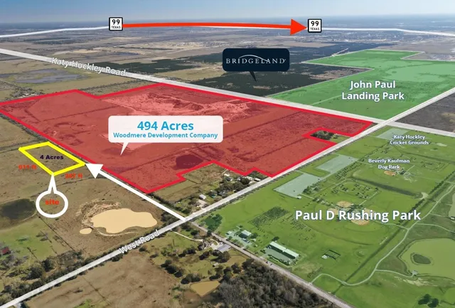 a view of a tennis court