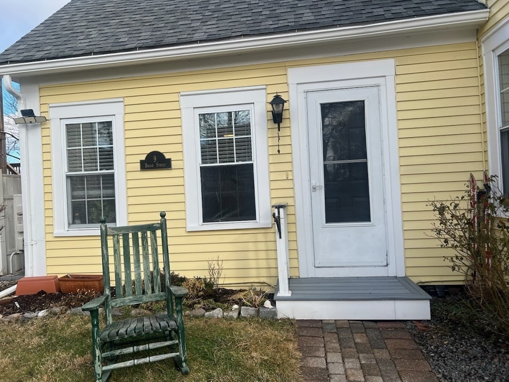 9 Broad Street, Unit 1 Marlborough, MA 01752 - Photo 2 of 15