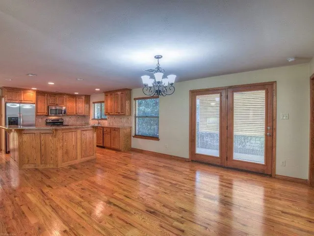 $2,500 | 420 7th Street, Marble Falls, TX 78654