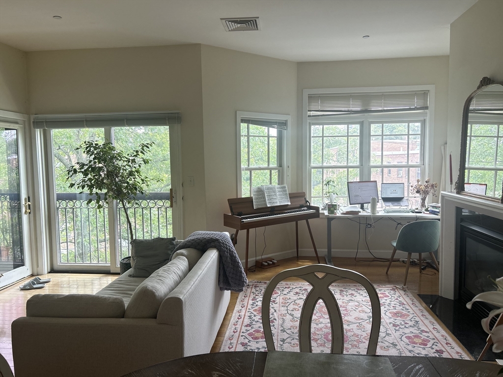 185 High Street, Unit 303 Brookline, MA 02445 - Photo 5 of 12