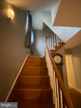 a view of entryway