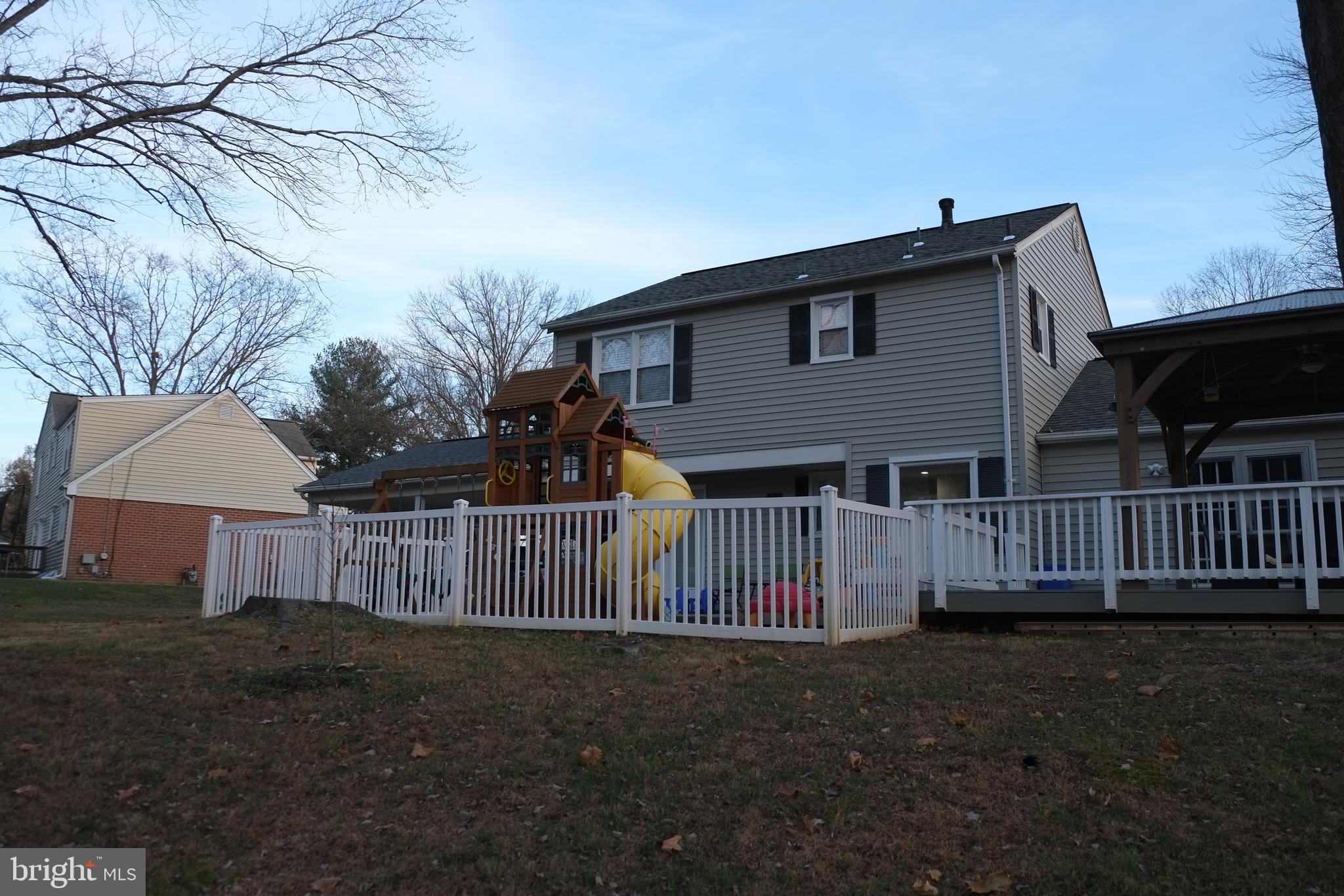 14416 Cantrell Road Silver Spring, MD 20905 - Photo 4 of 32