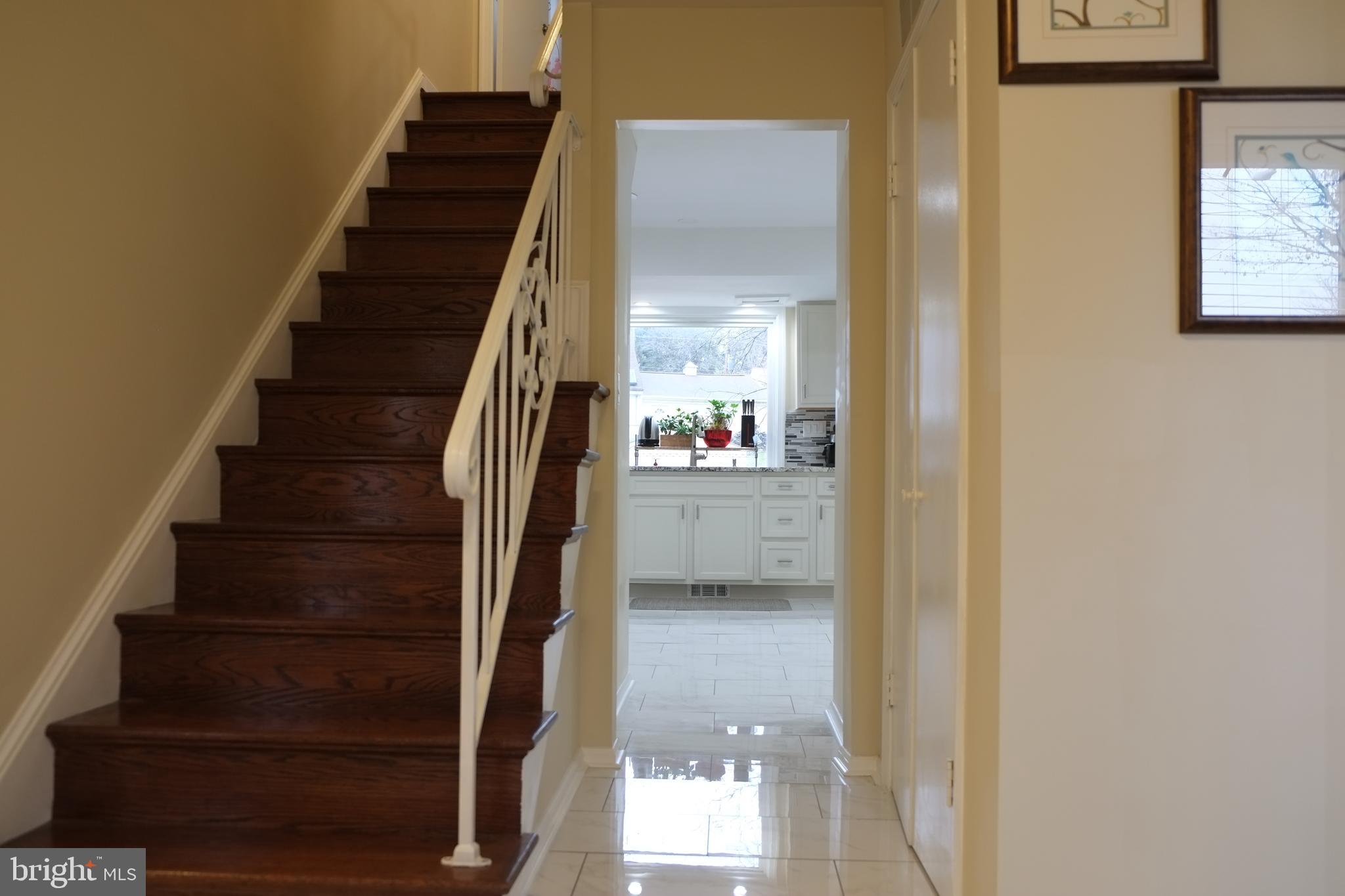14416 Cantrell Road Silver Spring, MD 20905 - Photo 6 of 32