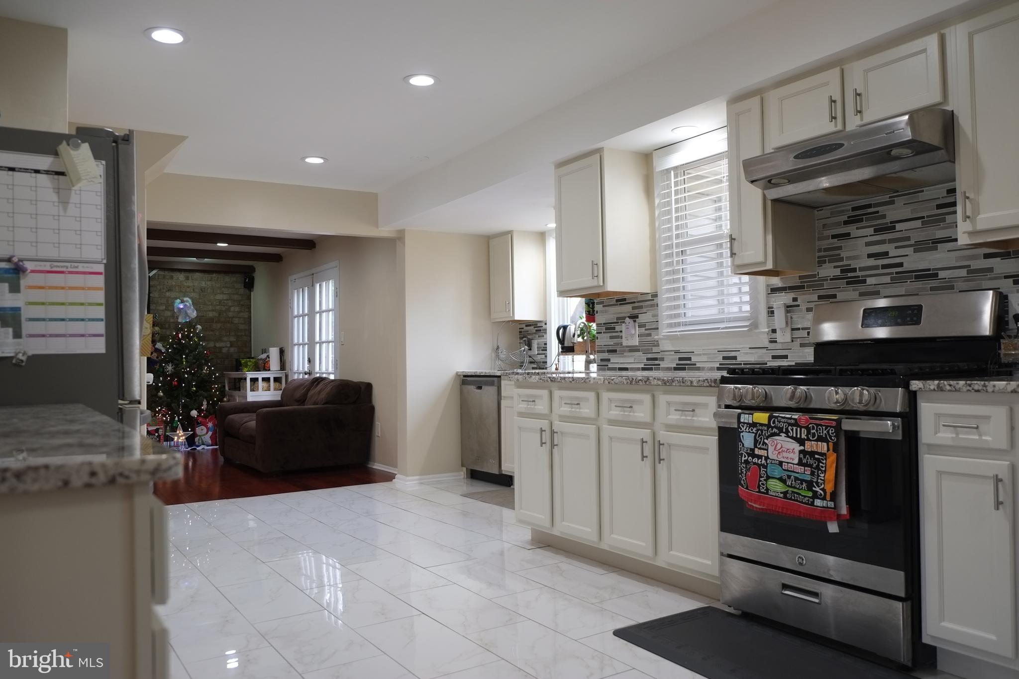 14416 Cantrell Road Silver Spring, MD 20905 - Photo 7 of 32
