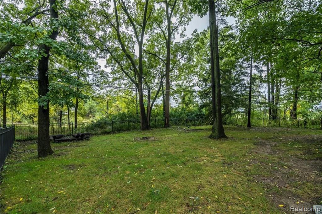 2975 Hillendale Drive Rochester Hills, MI 48309 - Photo 51 of 53
