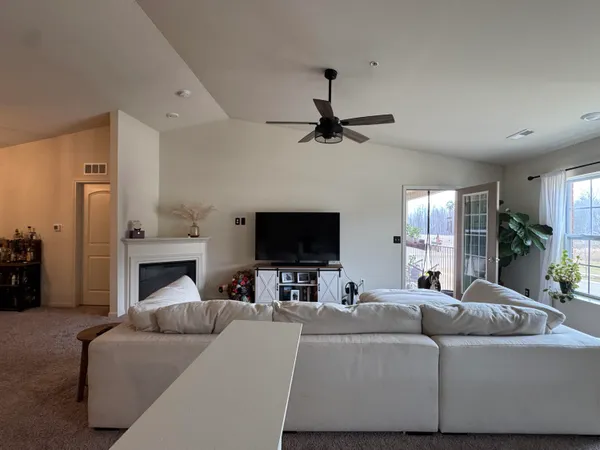 $285,000 | 22113 Aberdeen Drive, Macomb, MI 48042