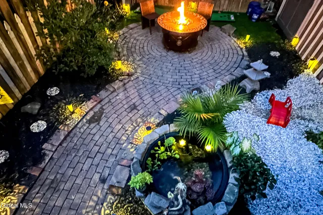 $400,000 | 215 Jay Street, Albany, NY 12210