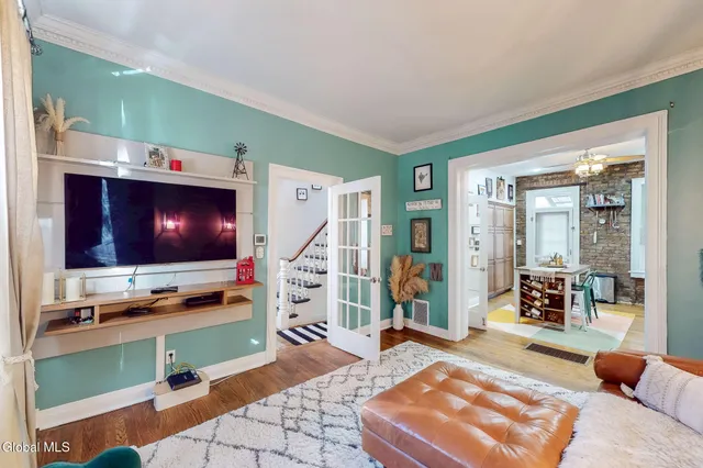 $400,000 | 215 Jay Street, Albany, NY 12210