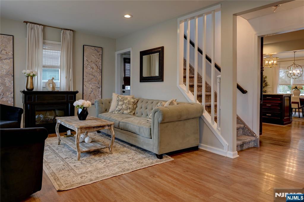 347 West Passaic Avenue Rutherford, NJ 07070 - Photo 15 of 48