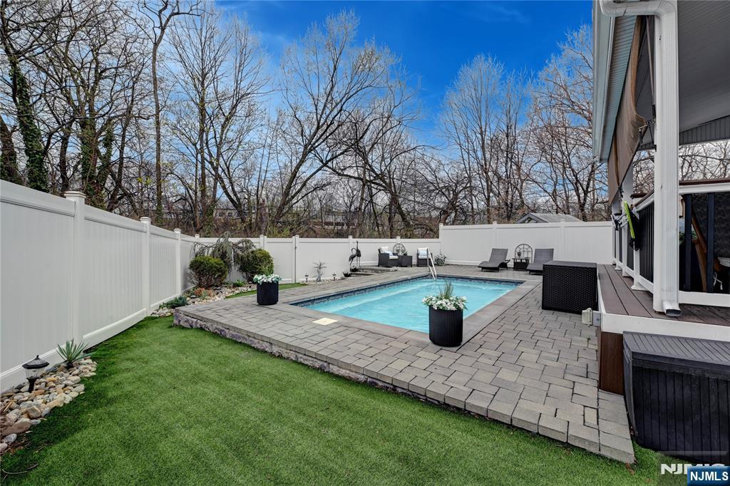 347 West Passaic Avenue Rutherford, NJ 07070 - Photo 5 of 48