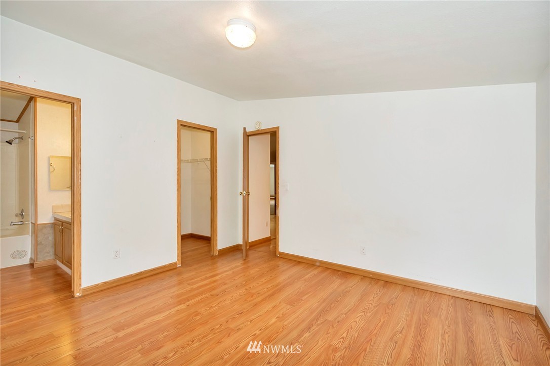 829 Southwest Lider Road Port Orchard, WA 98367 - Photo 9 of 17 Gallery Image 9