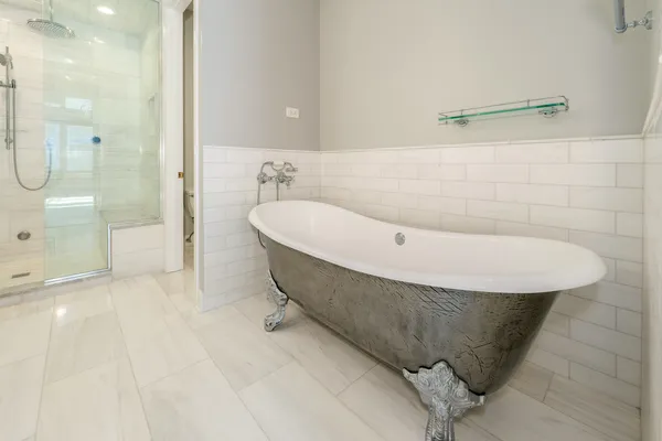 $5,200 | 1017 West Washington Boulevard, Unit 4D, Chicago, IL 60607