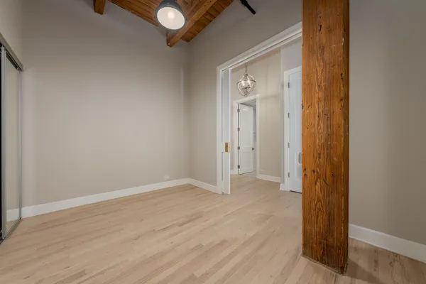 $5,200 | 1017 West Washington Boulevard, Unit 4D, Chicago, IL 60607