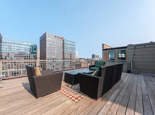 $5,200 | 1017 West Washington Boulevard, Unit 4D, Chicago, IL 60607