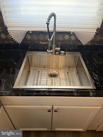 $390,000 | 7013 Whitney Avenue, District Heights, MD 20747