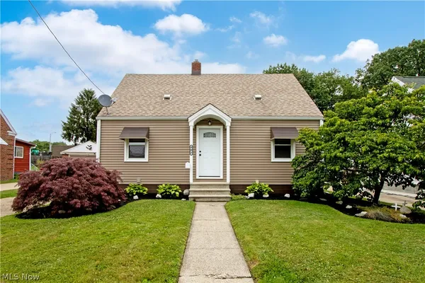 $229,000 | 407 Oxford Avenue, Akron, OH 44310