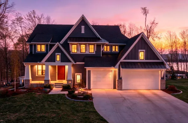 $3,050,000 | 4215 Halstead Bay Lane, Excelsior, MN 55331