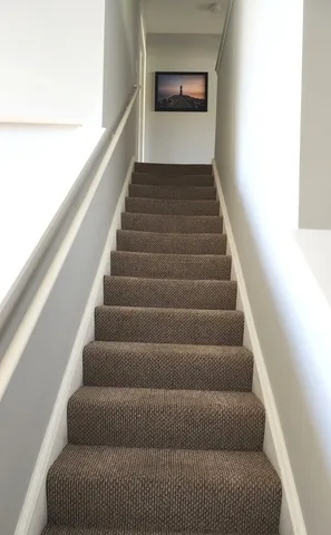 $340,000 | 349 North W Pointe Drive, Vernon Hills, IL 60061