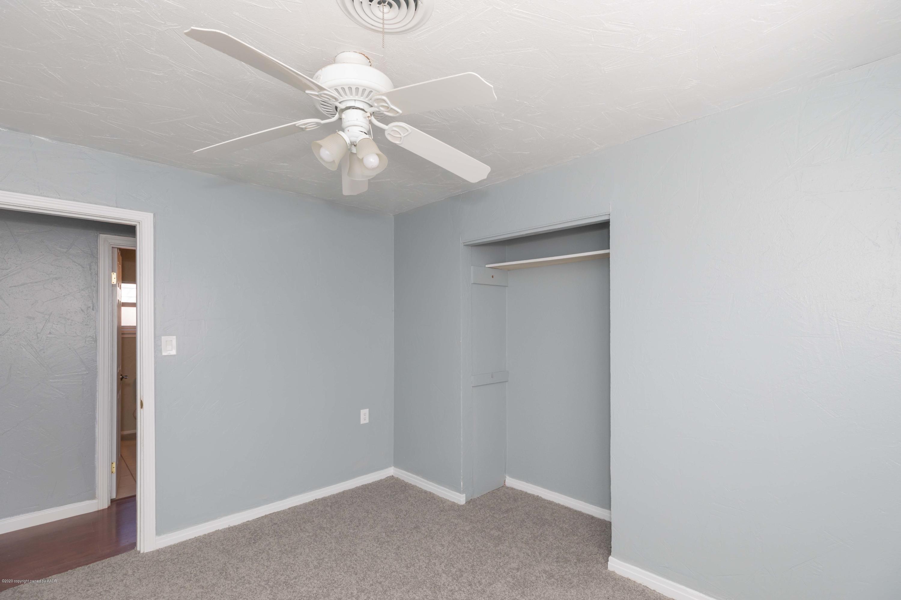 2808 Royal Road Amarillo, TX 79106 - Photo 21 of 26 BEDROOM 3 VIEW 3
