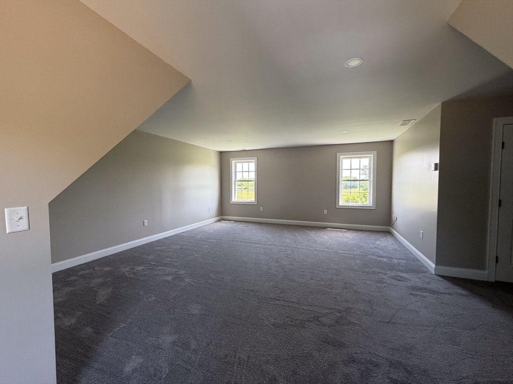 555 Neck Road Lancaster, MA 01523 - Photo 15 of 30