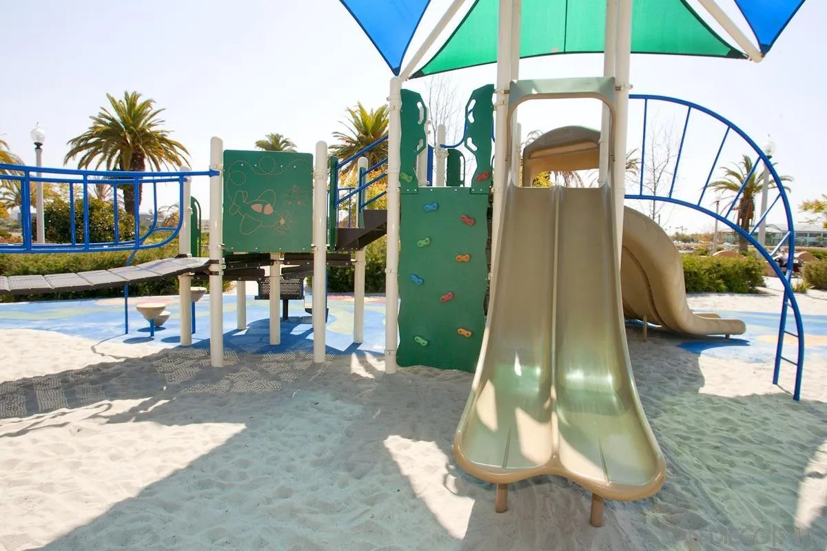 2842 Farragut Road, Unit 131 San Diego, CA 92106 - Photo 33 of 41 a view of outdoor space