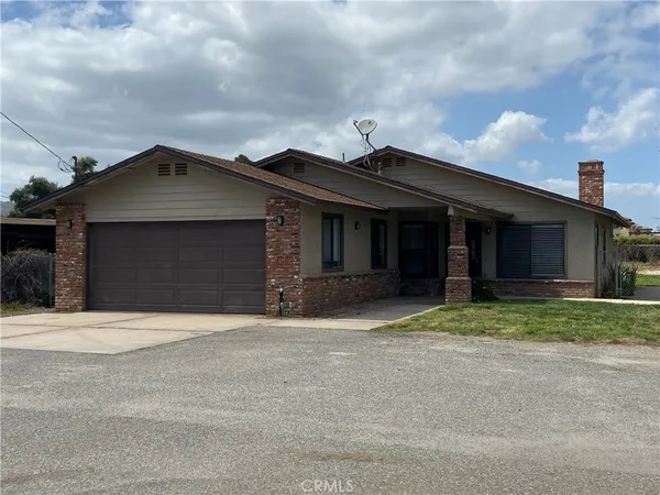 $3,200 | 41881 Lemon Street, Murrieta, CA 92562