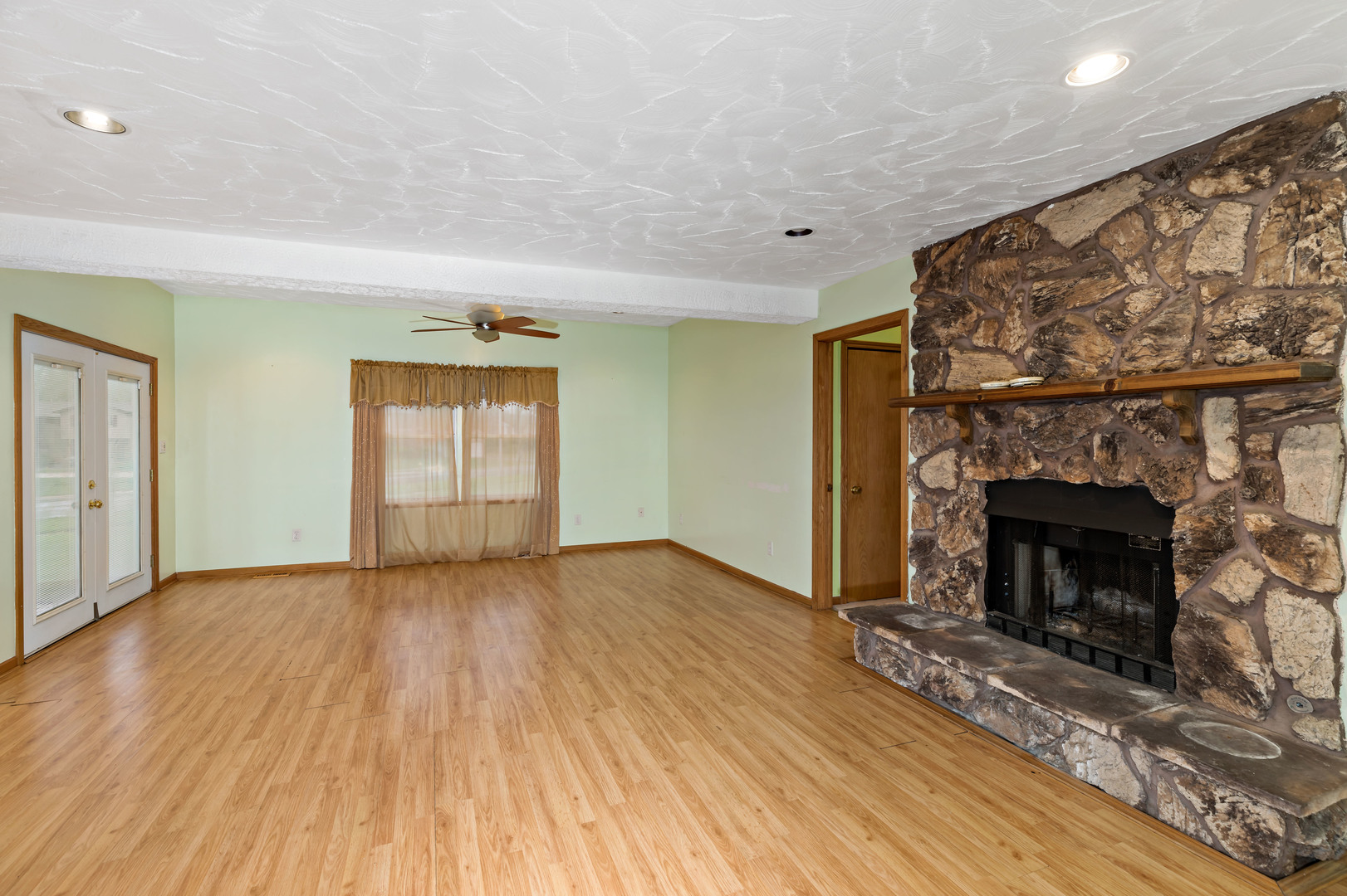 225 Willow Road Matteson, IL 60443 - Photo 14 of 29