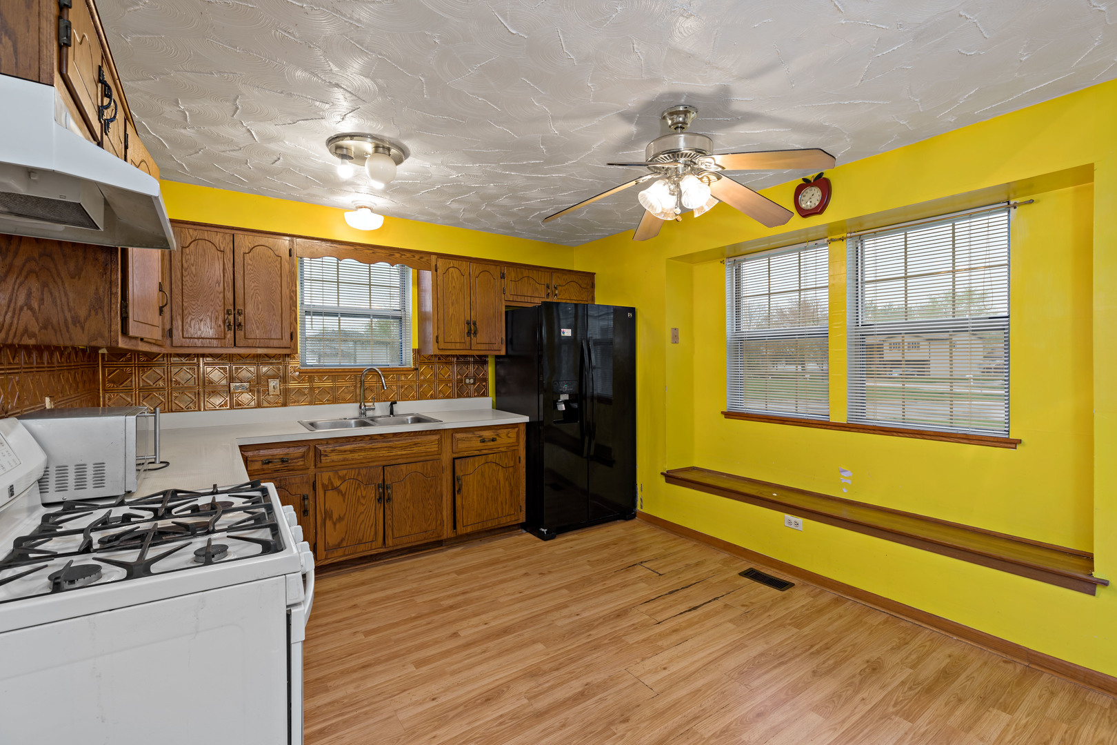 225 Willow Road Matteson, IL 60443 - Photo 8 of 29