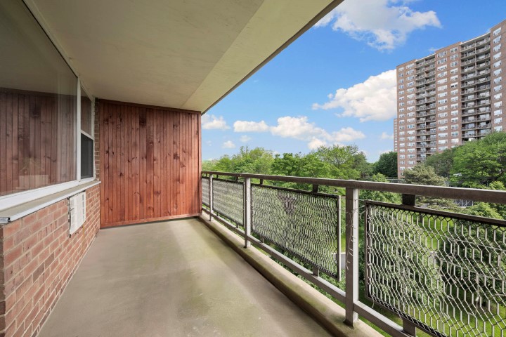 5700 Arlington Avenue, Unit 6W Bronx, NY 10471 - Photo 7 of 13