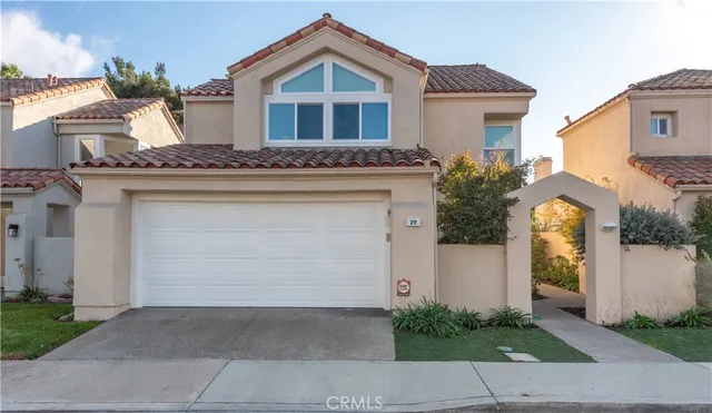 $5,500 | 29 Almeria, Irvine, CA 92614