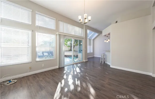 $5,500 | 29 Almeria, Irvine, CA 92614