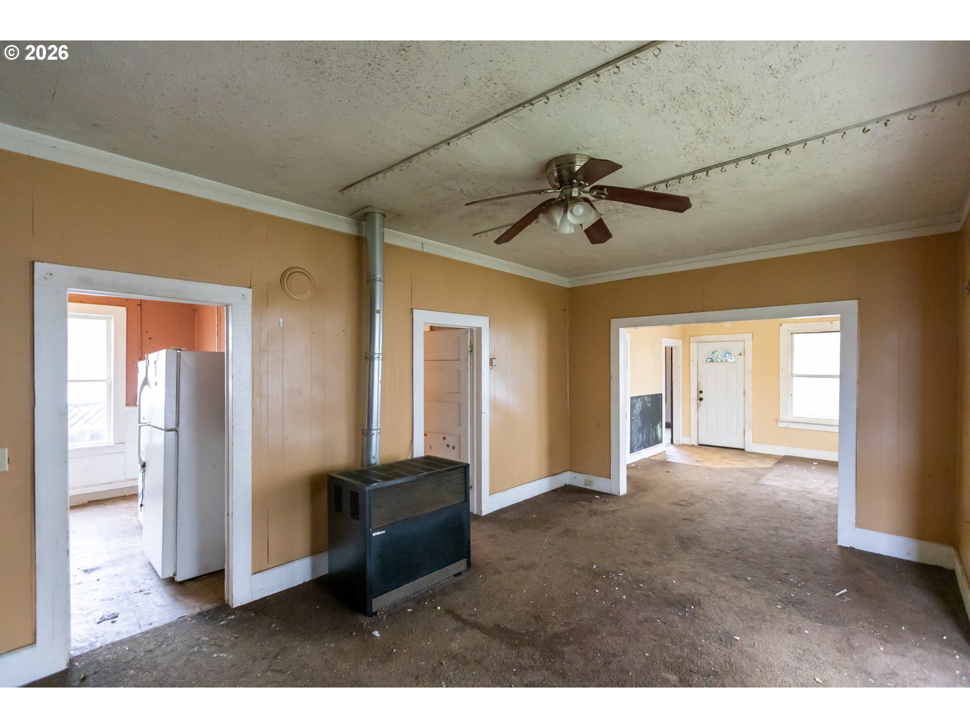 104 1st Street Klickitat, WA 98628 - Photo 10 of 48 a view of empty room with ceiling fan
