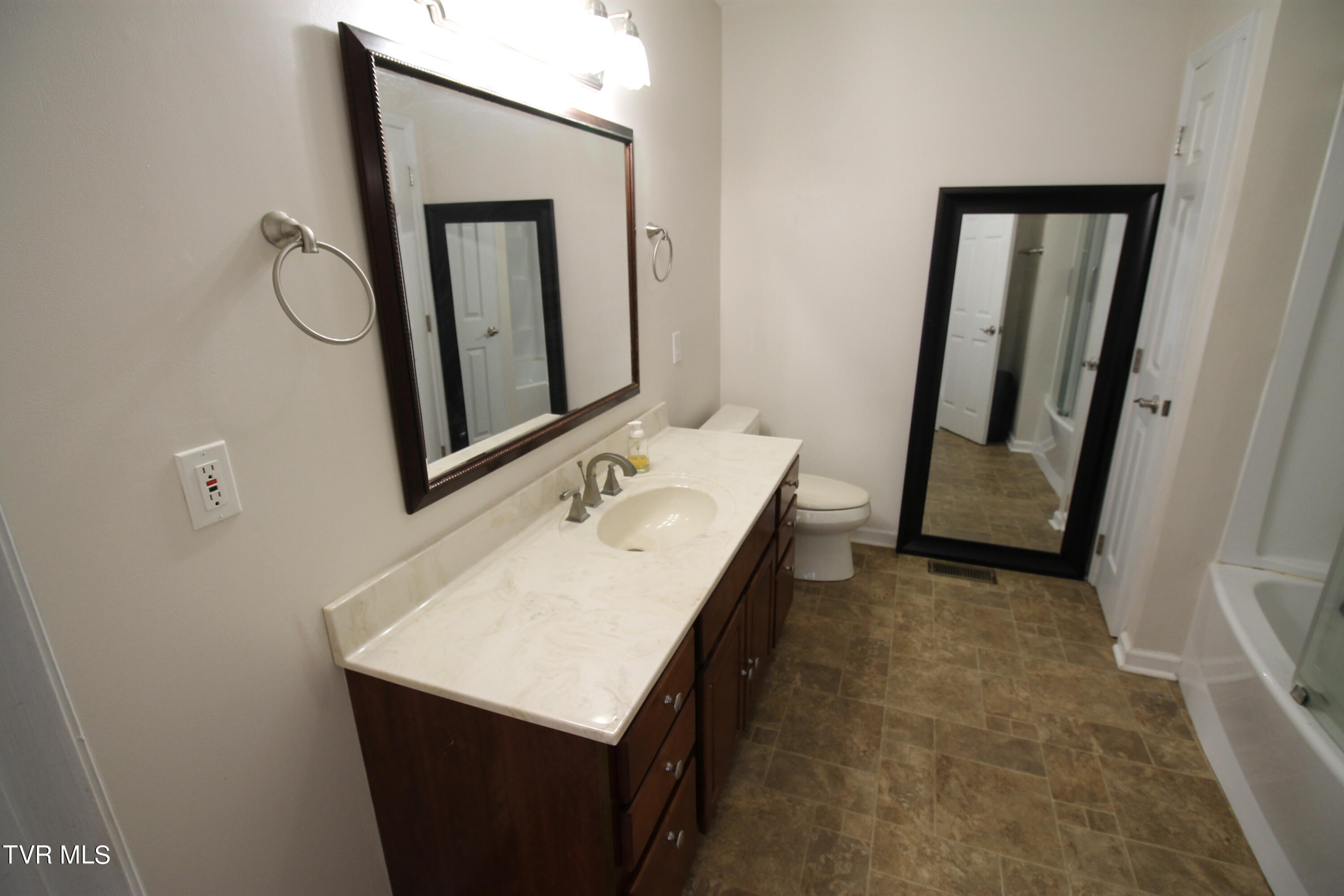 108 Sam Miller Road Erwin, TN 37650 - Photo 18 of 43 4 (5)