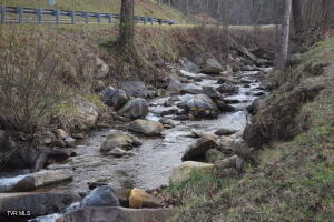 108 Sam Miller Road Erwin, TN 37650 - Photo 2 of 43 20211231182048133705000000