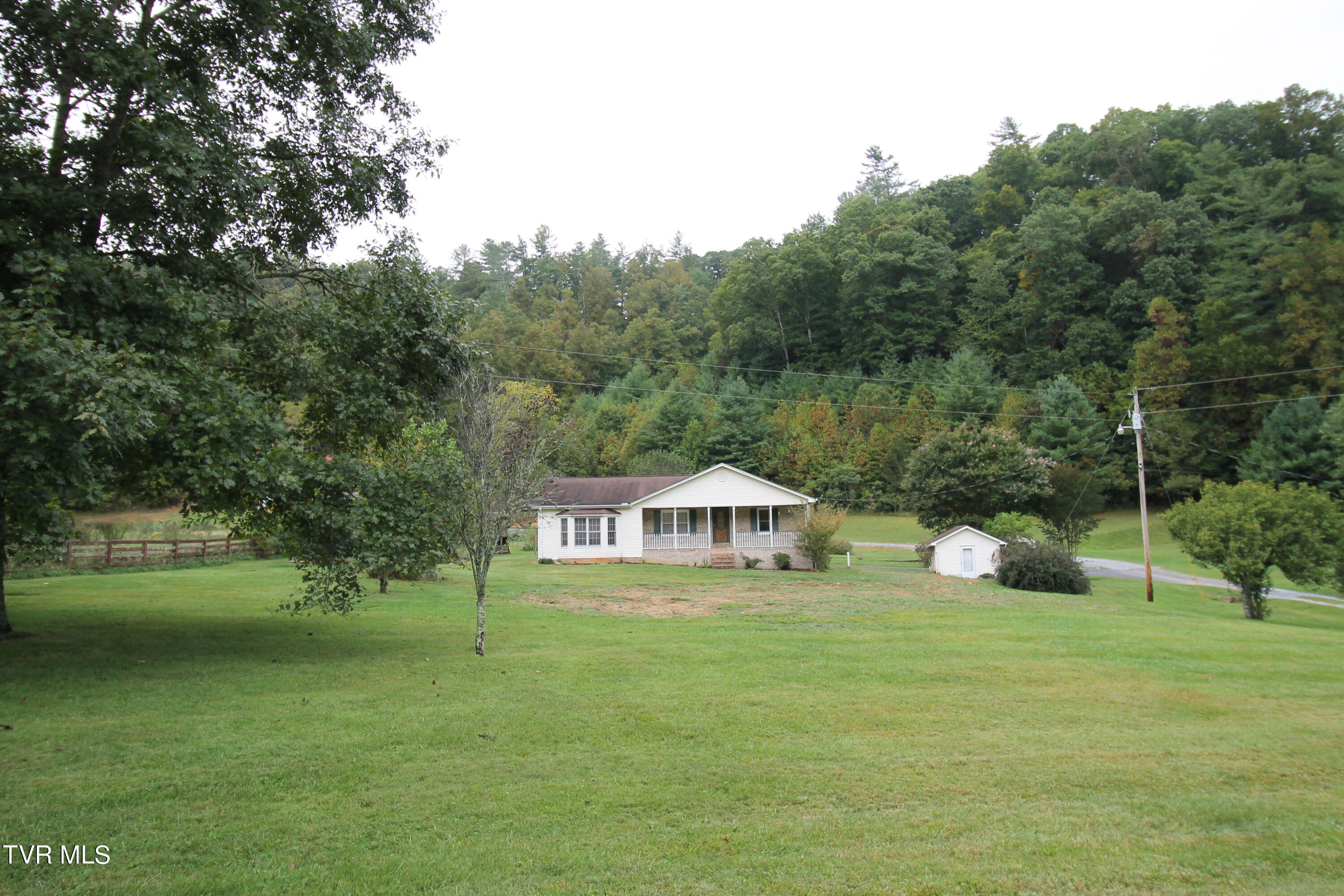 108 Sam Miller Road Erwin, TN 37650 - Photo 26 of 43 1 (3)