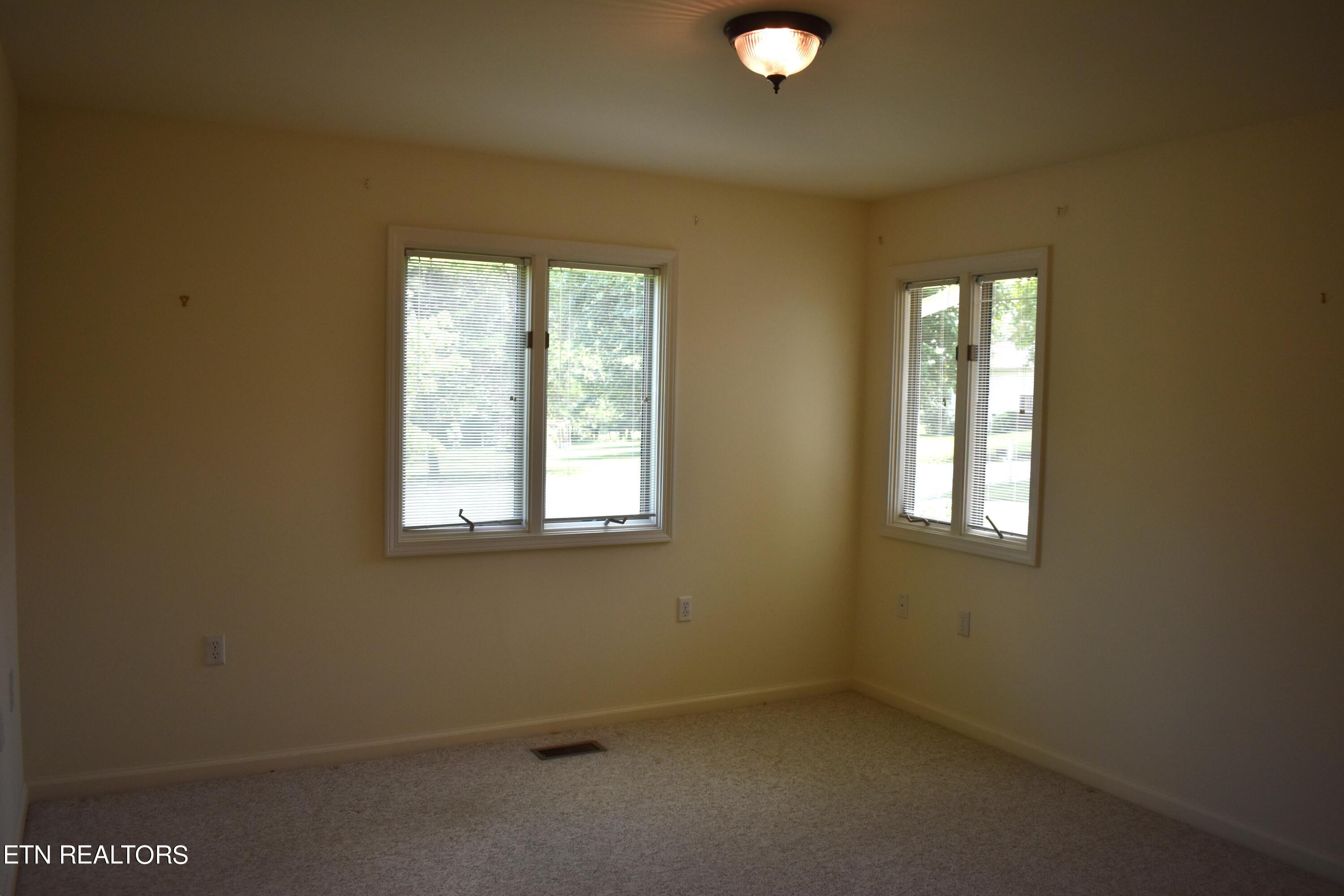 530 Meadows Road Sparta, TN 38583 - Photo 11 of 19 9
